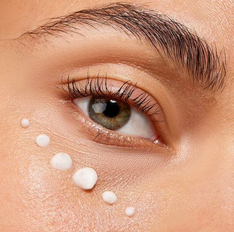 How to Apply Face Cream for Maximum Absorption: Expert Tips